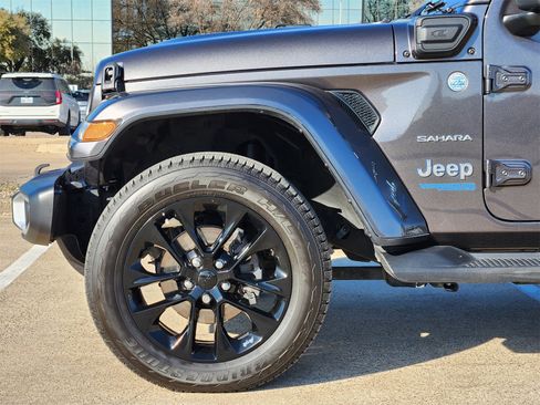 Used 2021 Jeep Wrangler Sahara w/ Safety Group image 8