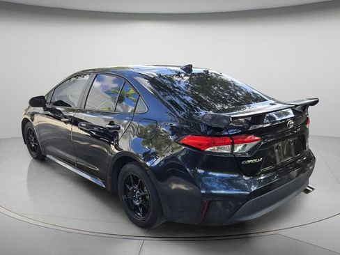 Used 2023 Toyota Corolla LE FWD image 7