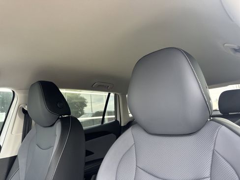 New 2026 Volkswagen Tiguan SE FWD image 15