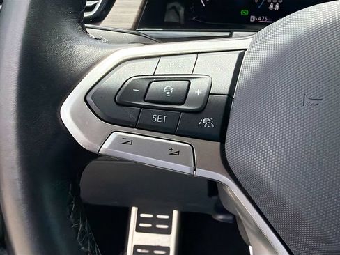 Used 2024 Volkswagen Atlas SEL Premium R-Line AWD/4WD image 39