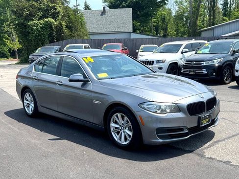 Used 2014 BMW 528i xDrive Sedan image 3