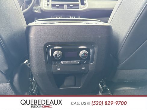 Used 2022 GMC Yukon AT4 image 37