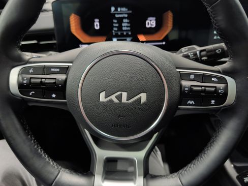 Used 2025 Kia K5 GT-Line w/ GT-Line Premium Package image 9