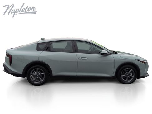 Used 2025 Kia K4 FWD image 7
