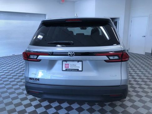 Certified 2026 Toyota Grand Highlander AWD image 13
