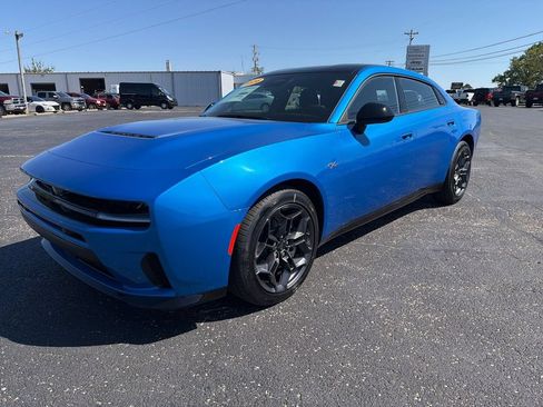 New 2026 Dodge Charger R/T w/ Blacktop Package AWD/4WD image 3