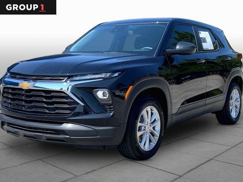 Used 2026 Chevrolet TrailBlazer LS w/ LS Convenience Package FWD image 1