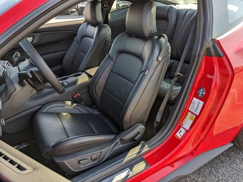 Used 2024 Ford Mustang GT Premium image 31