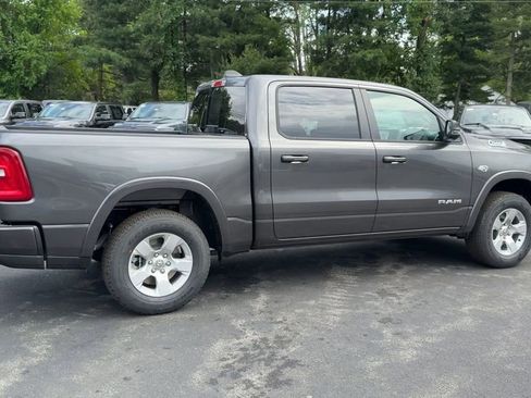 New 2026 RAM 1500 4x4 Crew Cab image 7