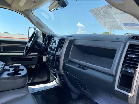 Used 2015 RAM 3500 Tradesman w/ Power & Remote Entry Group RWD image 11