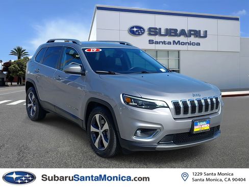 Used 2019 Jeep Cherokee Limited FWD image 1