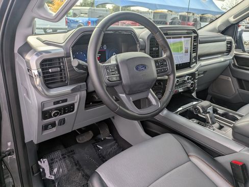 Used 2025 Ford F150 Lariat w/ Equipment Group 501A Mid image 14