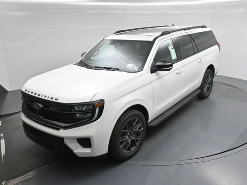 New 2026 Ford Expedition Max Platinum w/ Stealth Appearance Package AWD/4WD image 36