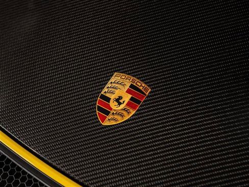 Used 2025 Porsche 718 Cayman GT4 RS RWD image 13