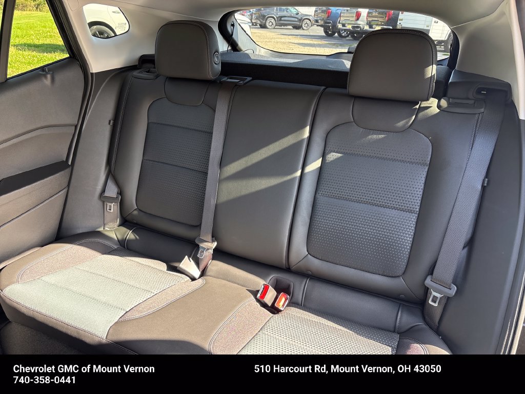 New 2026 Chevrolet Trax LT w/ LT Convenience Package FWD image 24