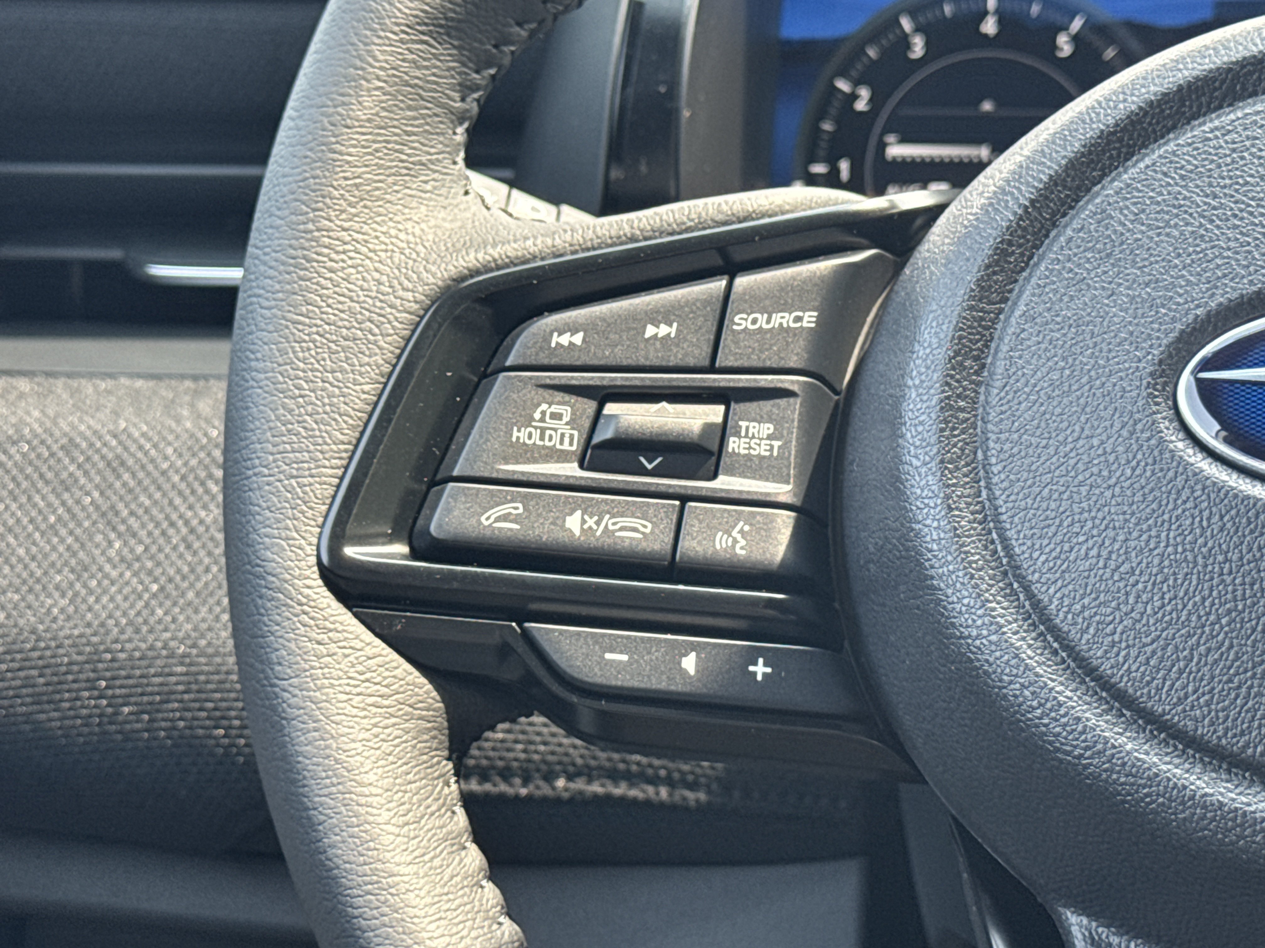 New 2026 Subaru Outback Limited AWD/4WD image 4