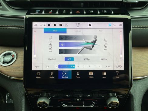 Used 2024 Jeep Grand Cherokee Summit w/ Advanced Protech Group IV image 23