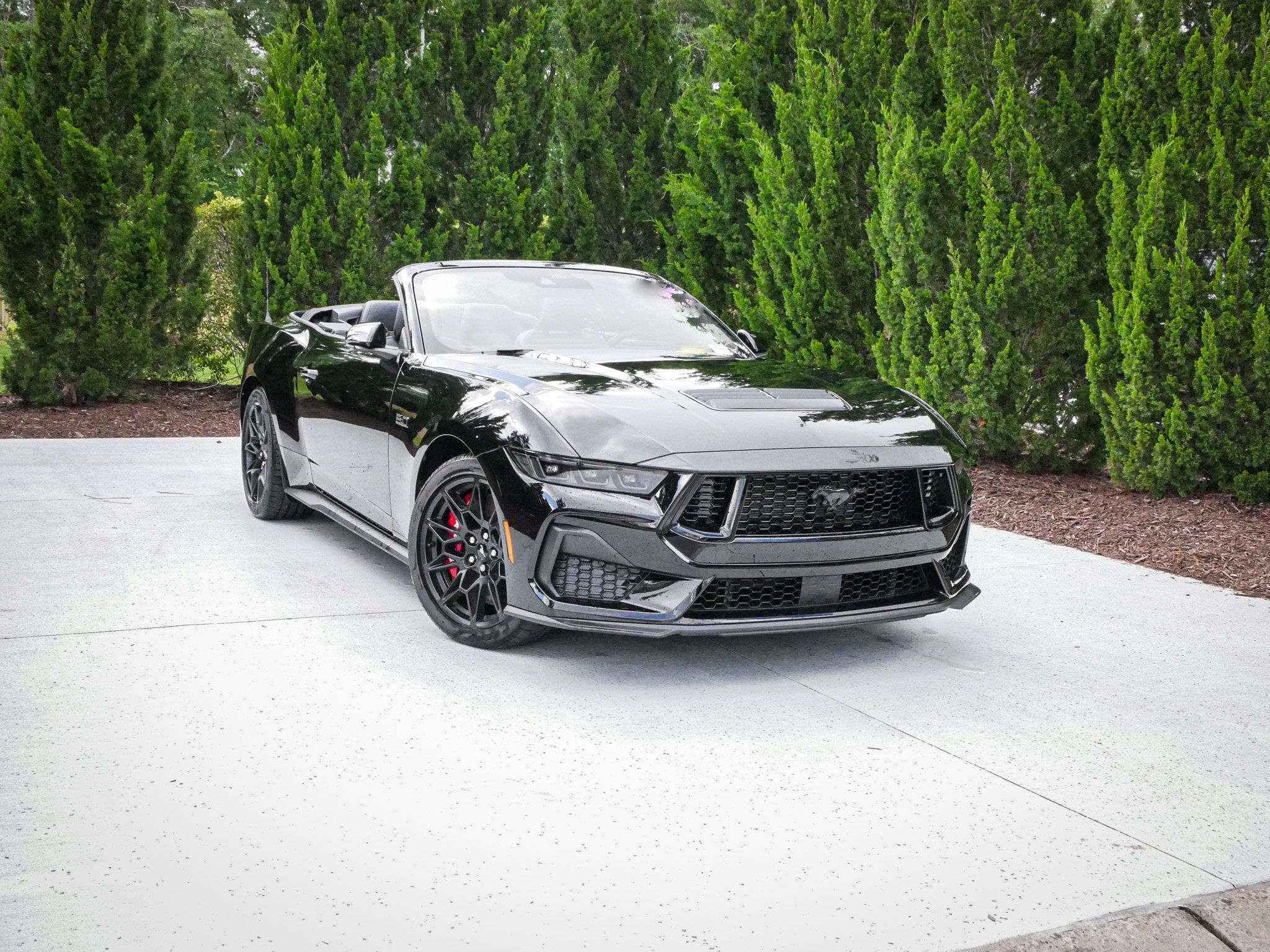 Used 2026 Ford Mustang GT Premium w/ GT Performance Package RWD image 2