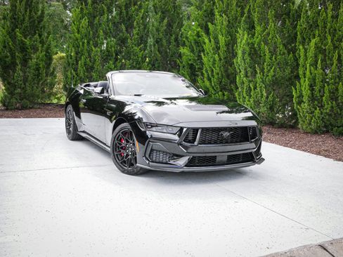 Used 2026 Ford Mustang GT Premium w/ GT Performance Package RWD image 2