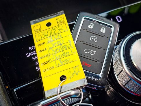 Certified 2024 Jeep Grand Cherokee L Overland w/ Advanced Protech Group III image 57