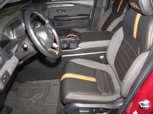 Certified 2026 Honda Passport TrailSport image 9