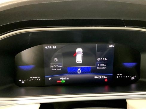 Used 2025 Volkswagen Taos SE w/ Panoramic Sunroof Package image 20