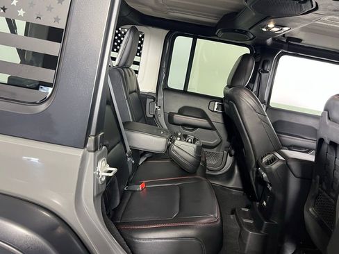 Used 2021 Jeep Wrangler Unlimited Rubicon image 31