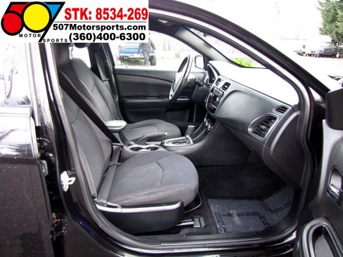 Used 2013 Chrysler 200 Touring w/ S Exterior Appearance Pkg image 19