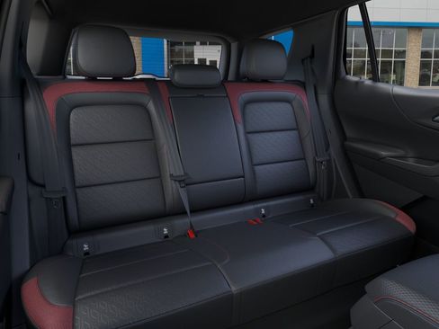 New 2026 Chevrolet Equinox RS w/ Convenience Package III FWD image 17