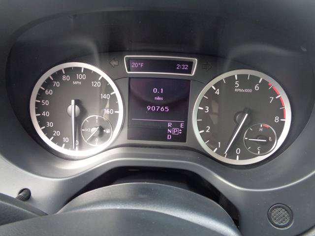 Used 2019 INFINITI QX30 FWD image 34