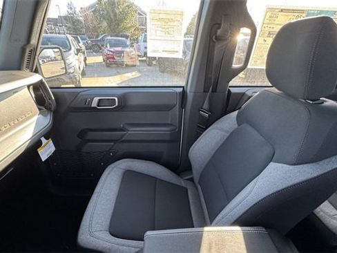 New 2025 Ford Bronco Base image 29