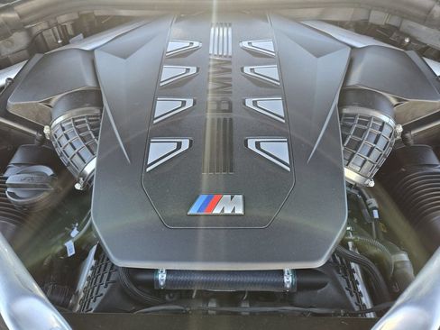 Used 2024 BMW X7 M60i w/ Executive Package AWD/4WD image 32