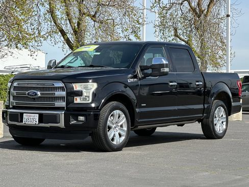 Used 2016 Ford F150 Platinum w/ Equipment Group 701A Luxury image 8