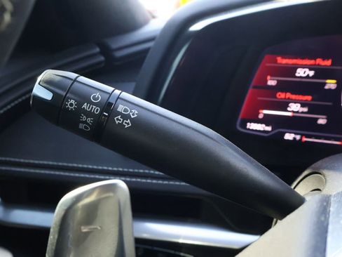 Used 2022 Chevrolet Corvette Stingray Premium Cpe w/ Z51 Performance Package image 23