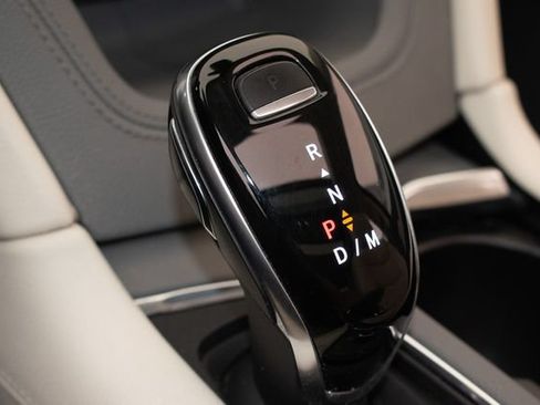 Used 2020 Cadillac XT5 Premium Luxury AWD/4WD image 33