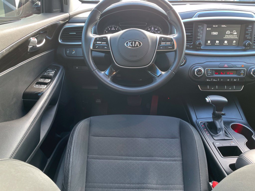 Used 2020 Kia Sorento S FWD image 19