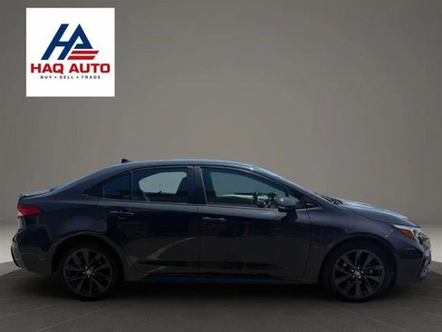 Used 2023 Toyota Corolla SE FWD image 4