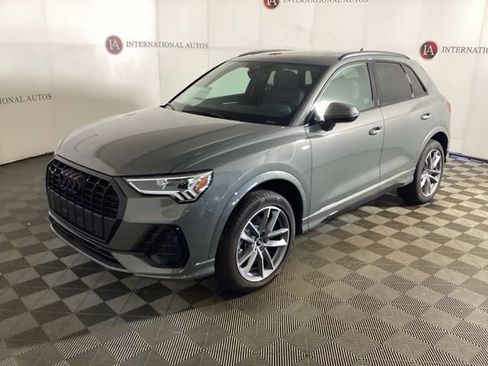 New 2025 Audi Q3 2.0T Premium image 1