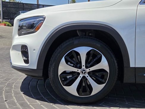Certified 2026 Mercedes-Benz GLB 250 image 12