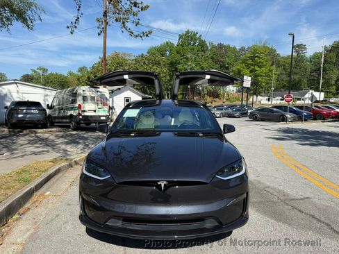 Used 2024 Tesla Model X AWD/4WD image 27
