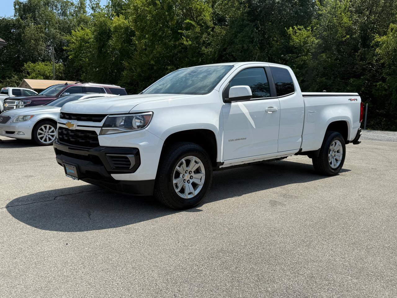 Used 2022 Chevrolet Colorado LT w/ Fleet Safety Package AWD/4WD image 9