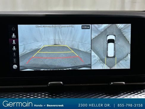 Used 2024 Kia Carnival SX Prestige image 23