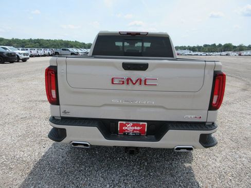 New 2026 GMC Sierra 1500 AT4 w/ AT4 Premium Package AWD/4WD image 7