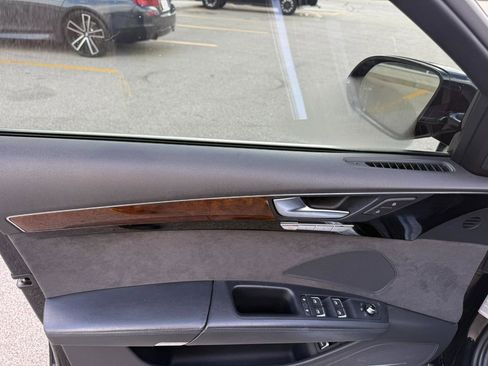 Used 2015 Audi A8 L 4.0T w/ Premium Package image 9