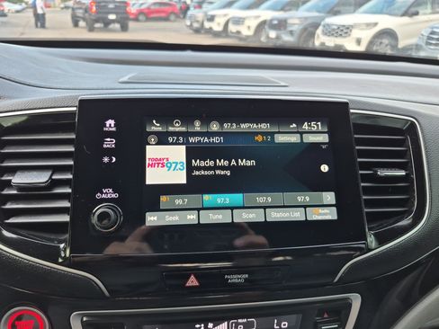 Used 2022 Honda Pilot Touring image 33