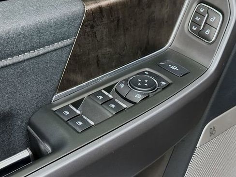 Used 2024 Ford F250 Lariat w/ Lariat Ultimate Package image 20