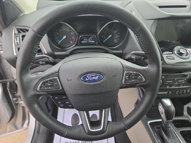 Used 2018 Ford Escape Titanium AWD/4WD image 13