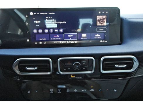 New 2026 Nissan Sentra SL w/ Floor Mat Package FWD image 17