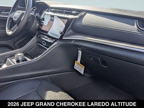 New 2026 Jeep Grand Cherokee Altitude RWD image 21