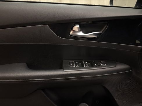 Certified 2023 Kia Forte GT-Line w/ GT-Line Premium Package image 9